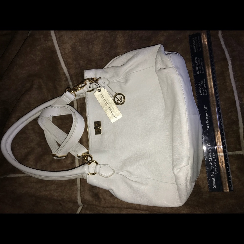 Audrey Brooke NWT Luscious white Leather Sachel. MOVING! - Picture 7 of 7